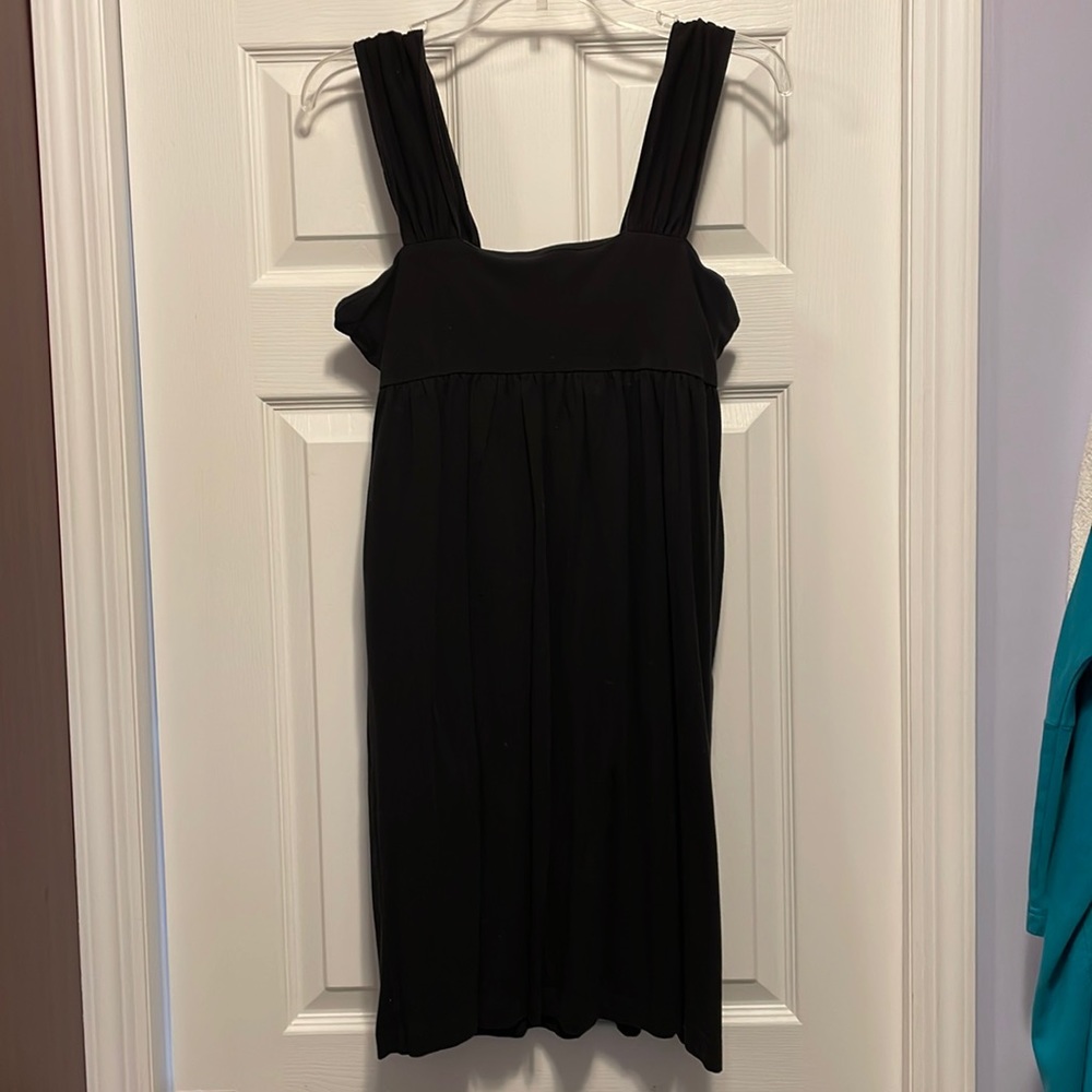 Short black dress with shelf bra